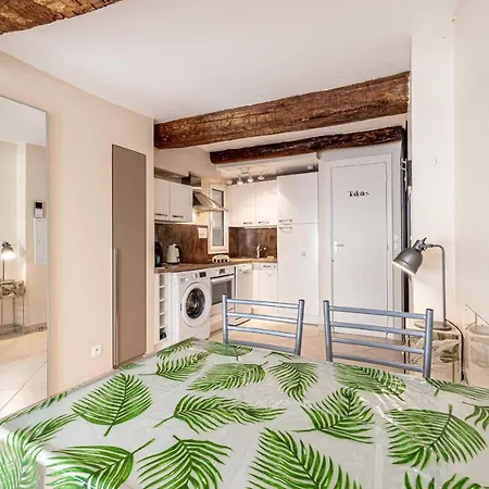 Magnificent Atypical 3-room 2br6p - Meynadier Apartamento Cannes