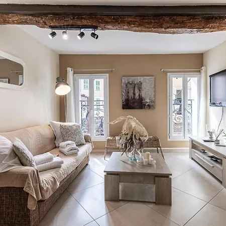 Magnificent Atypical 3-room 2br6p - Meynadier Apartamento